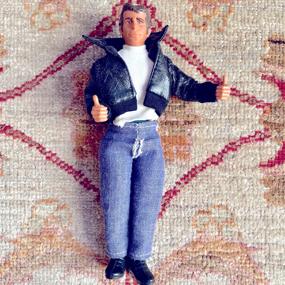 Vintage 1976 Fonzie doll. Thumbs up! (Ehhhhayyy…)
